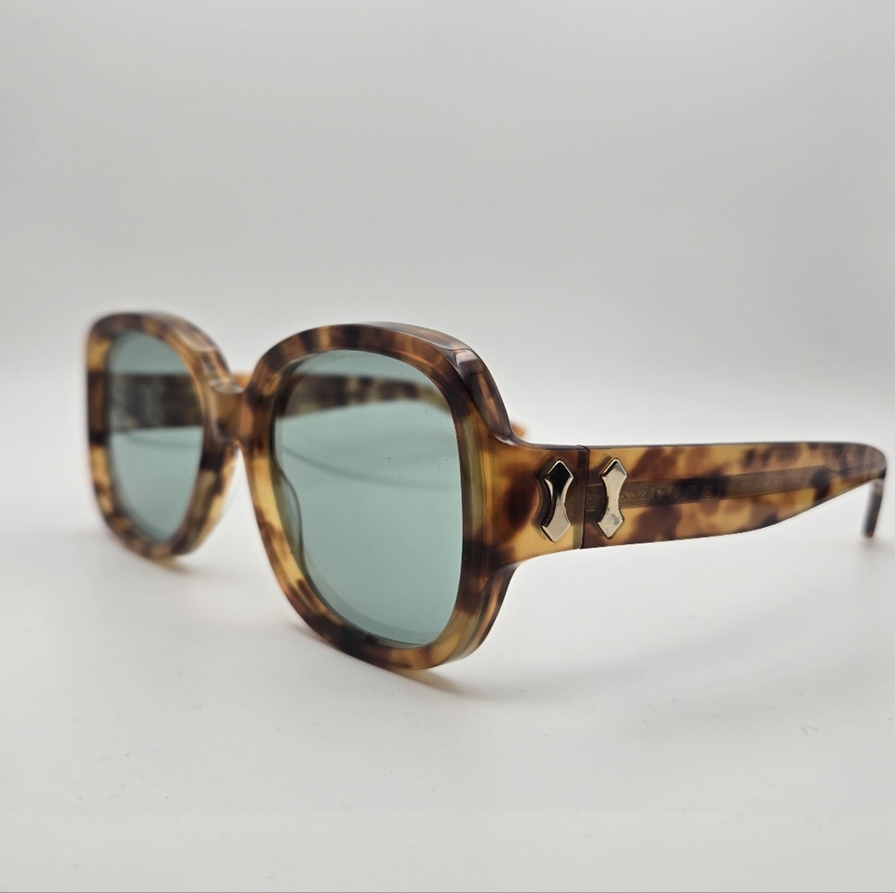 Gucci Tortoise Shell Sunnys